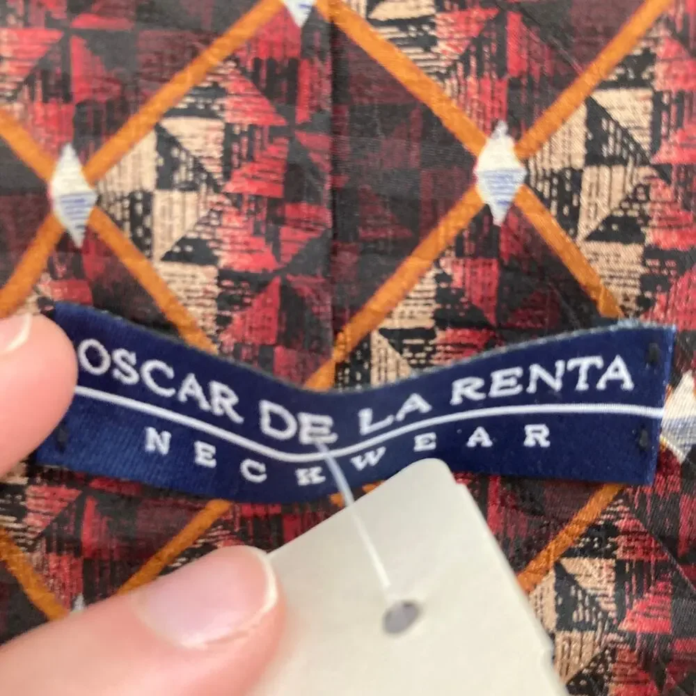 Vintage Deadstock Oscar de la Renta Neckwear 100% Silk Geometric Print Wide Tie